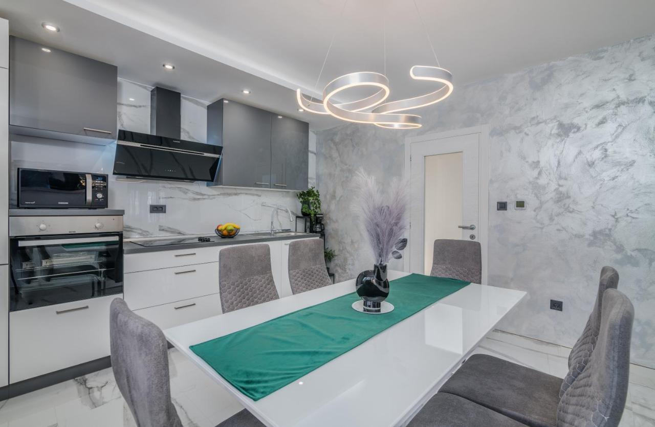 Apartman Luxury Lure 克尔克 外观 照片